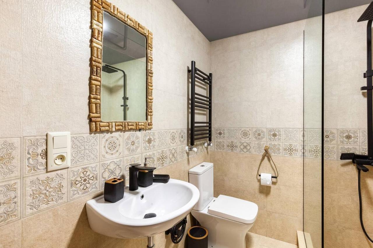 Veli Group Apartment Near White Bridge ° Kutaisi Dış mekan fotoğraf